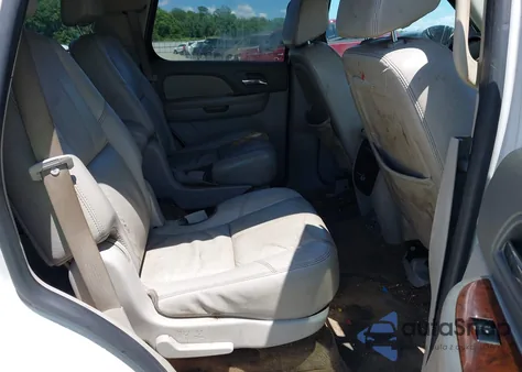 2007 Chevrolet Tahoe Lt z USA, uszkodzony, nr VIN 1GNFC13007J384912